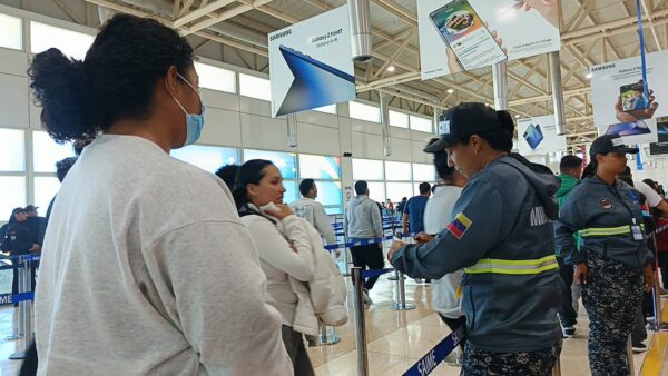 Arriban venezolanos Arriban venezolanos