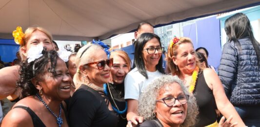 Delcy Rodríguez - mujeres - agende de paz