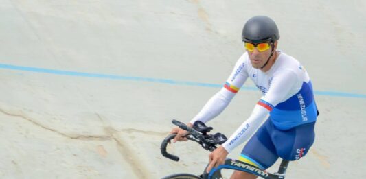 paraciclista Ricardo Fagundez
