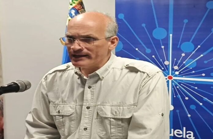 Ministro Menéndez : Consulta Popular del 8-M tendrá carácter vinculante Ministro Menéndez : Consulta Popular del 8-M tendrá carácter vinculante
