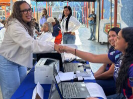 “Tribunal Móvil” favorece a más de 700 personas en Guacara tribunal móvil
