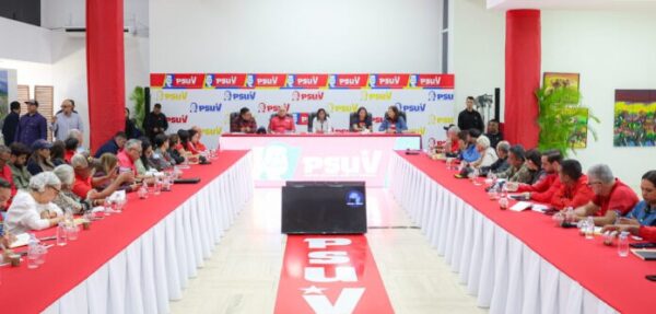 Presidenta Encaragada lideró encuentro con la dirección nacional del PSUV en Sucre