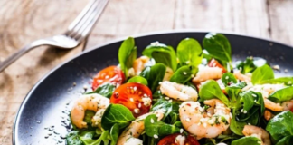 ensalada de camarones