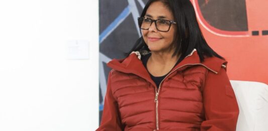 Delcy Rodríguez resalta importancia de relaciones con EEUU Venezuela libre de sanciones