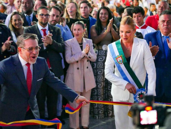 Plaza bolívar los guayos