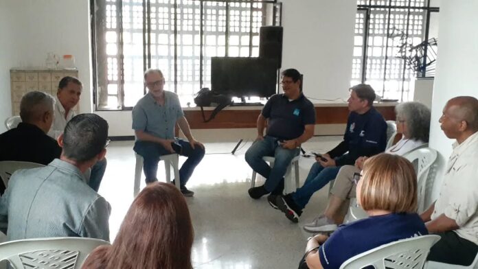 Columnistas de Ciudad Valencia celebran el Día del Libro con un encuentro literario en el Ágora del Libro 2026
