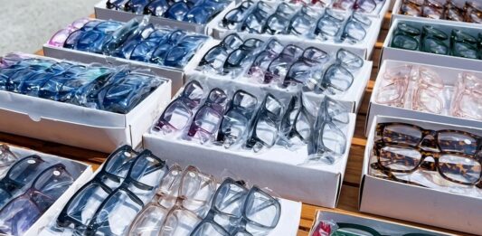 30 mil lentes al personal docente