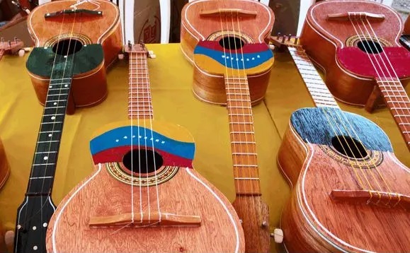 Día Nacional del Cuatro Día Nacional del Cuatro en Carabobo