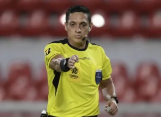 cuatro-arbitros-venezolanos