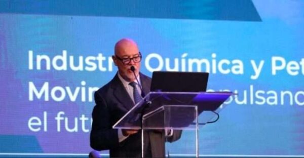 Asoquim propone inversión de 10.000 millones de dólares para industria petroquímica