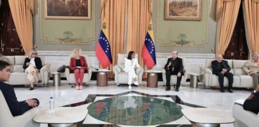 Delcy líderes religiosas