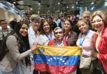 Conmemoran el 23° aniversario de la Misión Barrio Adentro