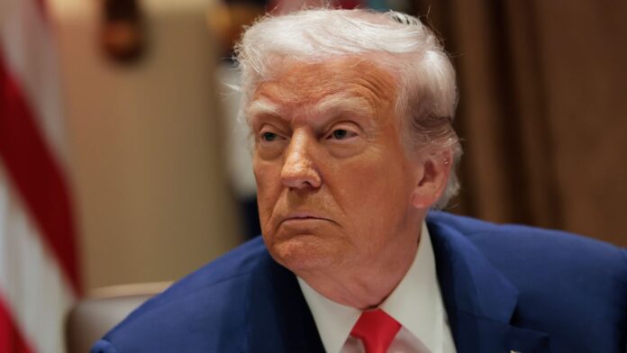 Trump anuncia extensión de prórroga