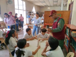 Niños y jóvenes aprendieron a reparar libros en Biblioteca Manuel Pimentel Coronel de Bejuma bejuma