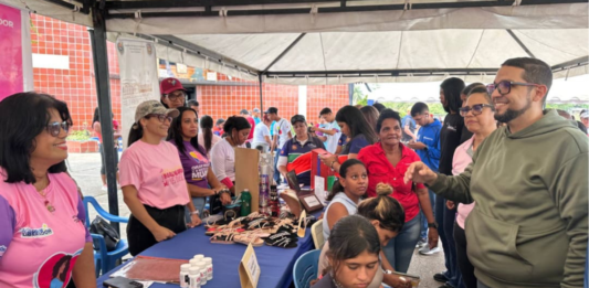 Atienden a más de mil 200 personas con jornada de atención integral en Tocuyito