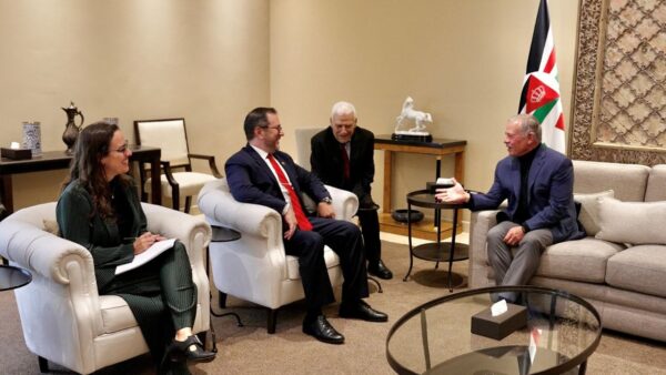 Canciller Yván Gil se reunió con el Rey Abdullah II de Jordania