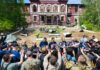 Periodistas extranjeros visitan lugar del mortífero atentado de Kiev en Lugansk Periodistas extranjeros visitan lugar del mortífero atentado de Kiev en Lugansk