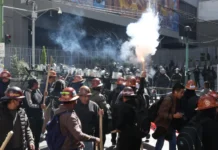 Bolivia: Bases movilizadas de la Central Obrera exigen renuncia de Rodrigo Paz El líder sindical boliviano