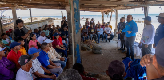 Evalúan plan de captura y comercialización de la sardina en la Isla de Coche