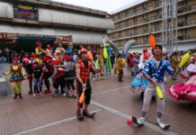 Más de 1.500 personas participan en caminata cultural por el Día de los Museos en Caracas