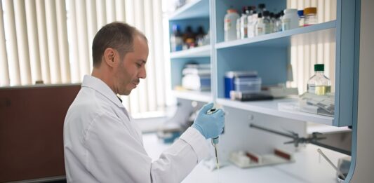 Científicos del IVIC desarrollan inmunoterapia de precisión para combatir el cáncer