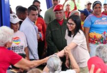 Delcy Rodríguez rinde tributo al compromiso de las madres venezolanas