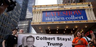 EEUU: Programa «The Late Show» de Stephen Colbert sale del aire por presiones de Trump Programa The Late Show de Stephen Colbert