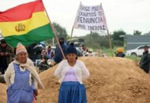 Bolivia: Continúan los bloqueos en contra del gobierno de Rodrigo Paz Bolivia: Continúan los bloqueos en contra del gobierno de Rodrigo Paz