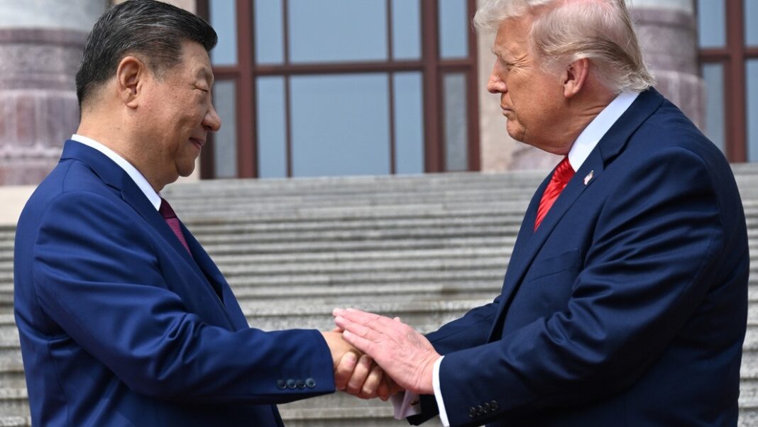 apretón de manos de Trump con Xi Jinping