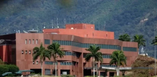 Inicia simulacro de evacuación ante eventuales situaciones médicas