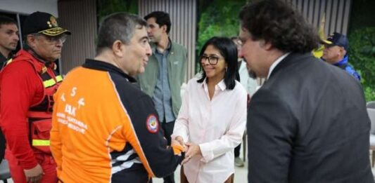 Organismo de seguridad localizan a 33 personas con vida