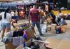 Habitantes de La Isabelica y transportistas se unen para ayudar a afectados por los sismos Habitantes de la Isabelica y transportistas