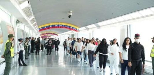 OIM y Fedecámaras firman alianza para impulsar la reinserción laboral de repatriados
