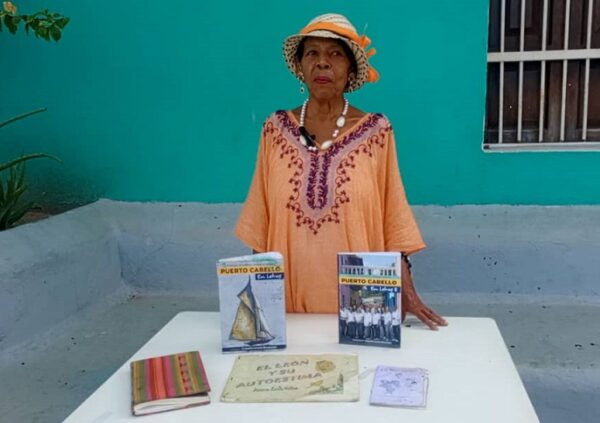 Zonia Molina Leal-poeta-Puerto Cabello