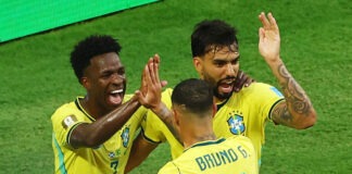 Brasil gana 3-0 a Escocia