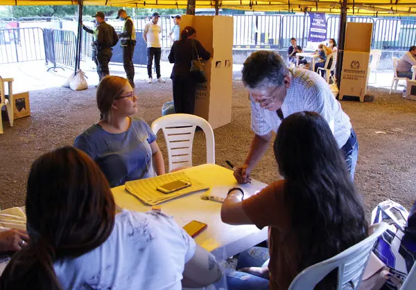 colombianos-extranjero-votacion colombianos-extranjero-votacion