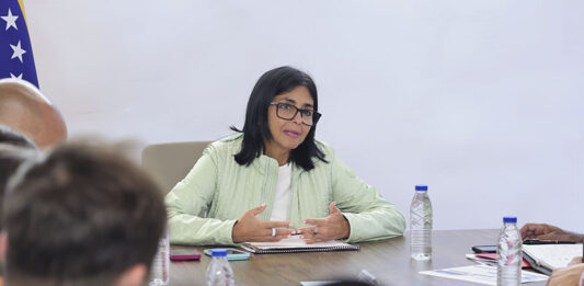 Suspenden clases