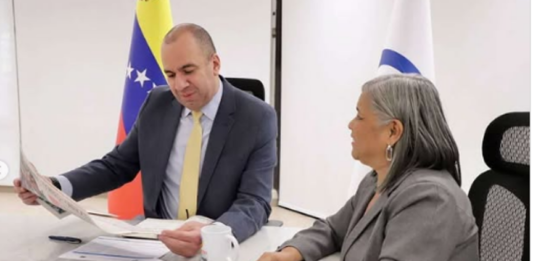 Concurso público de credenciales
