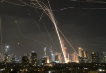 Irán lanza misiles sobre territorios ocupados contra blancos israelíes