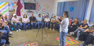 Taller «Nutriendo desde las Raíces» capacita a padres y madres para formar hogares inclusivos Taller Nutriendo desde las Raíces