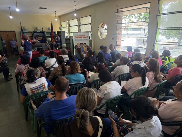 Valencia dicta taller "Mi trabajo es ser niño" contra el trabajo infantil Taller Mi trabajo es ser niño