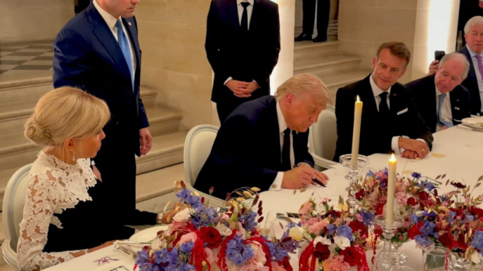 Trump firma acuerdo Trump firma acuerdo