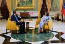 Delcy Rodríguez: Juré trabajar por la felicidad social y económica de Venezuela
