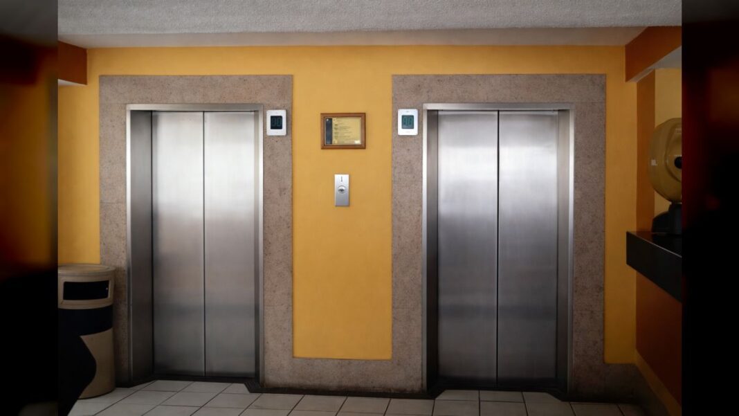 ¿Puedes subir al ascensor luego de un sismo? conoce lo que expertos recomiendan ¿Puedes subir al ascensor luego de un sismo? conoce lo que expertos recomiendan