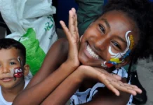 CENAF impartió taller de fotografía a niños en Campamento Transitorio de La Guaira CENAF impartió un taller de fotografía a niños en La Guaira