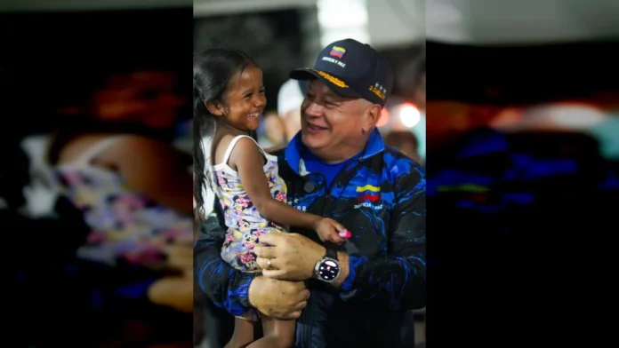 Diosdado Cabello envía sus felicitaciones a los niños y niñas en su día Diosdado Cabello envía sus felicitaciones a los niños y niñas en su día