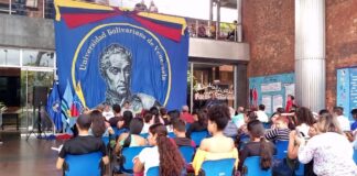 A 23 años de la creación de la UBV, el sueño del Comandante Chávez sigue vivo en cada profesional de la Patria 23 aniversario de la creación de la UBV