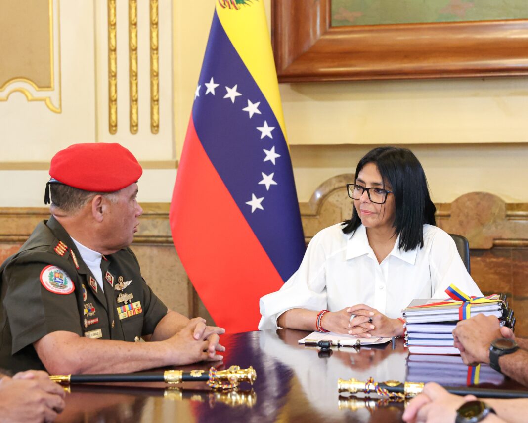Delcy Rodríguez Delcy Rodríguez - ascensos militares
