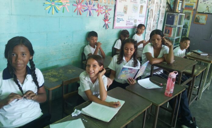 0-4064x3074-1-0# Niños crean cuentos