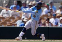 Luis Lara debutó sin perder oportunidad en la MLB